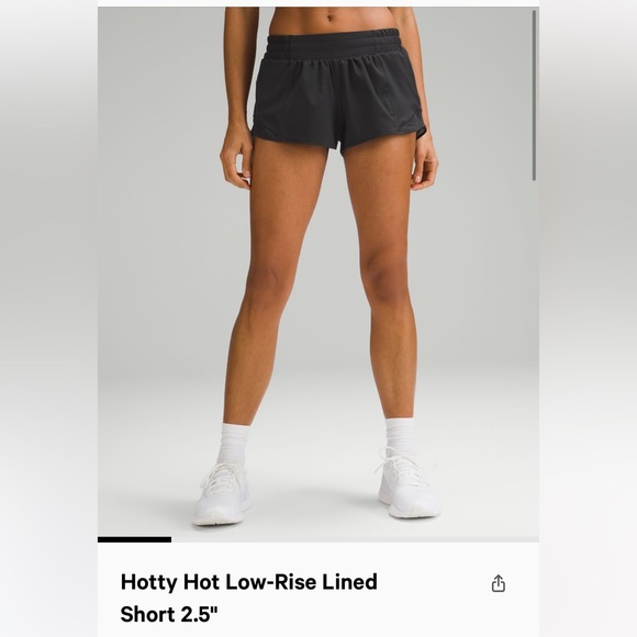 LULULEMON SIZE 4 HOTTY HOT BLACK SHORTS 2.5 LENGTH LOW RISE - Picture 2 of 6